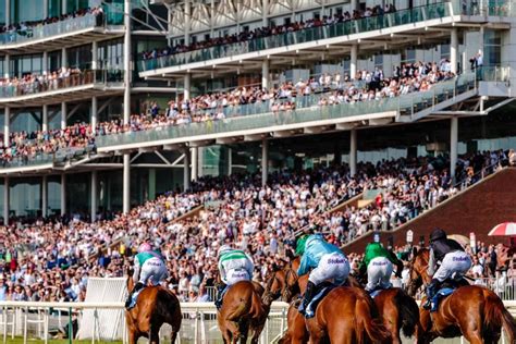 Betting at the races .